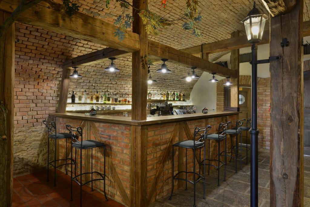 酒店 科特维尼金色酒店